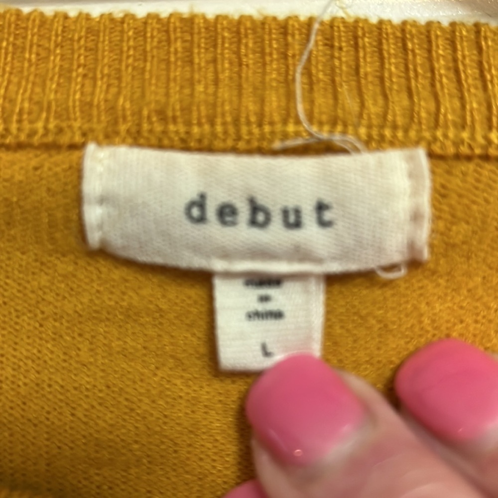 Debut Women’s golden sweater size large preloved - Picture 2 of 5